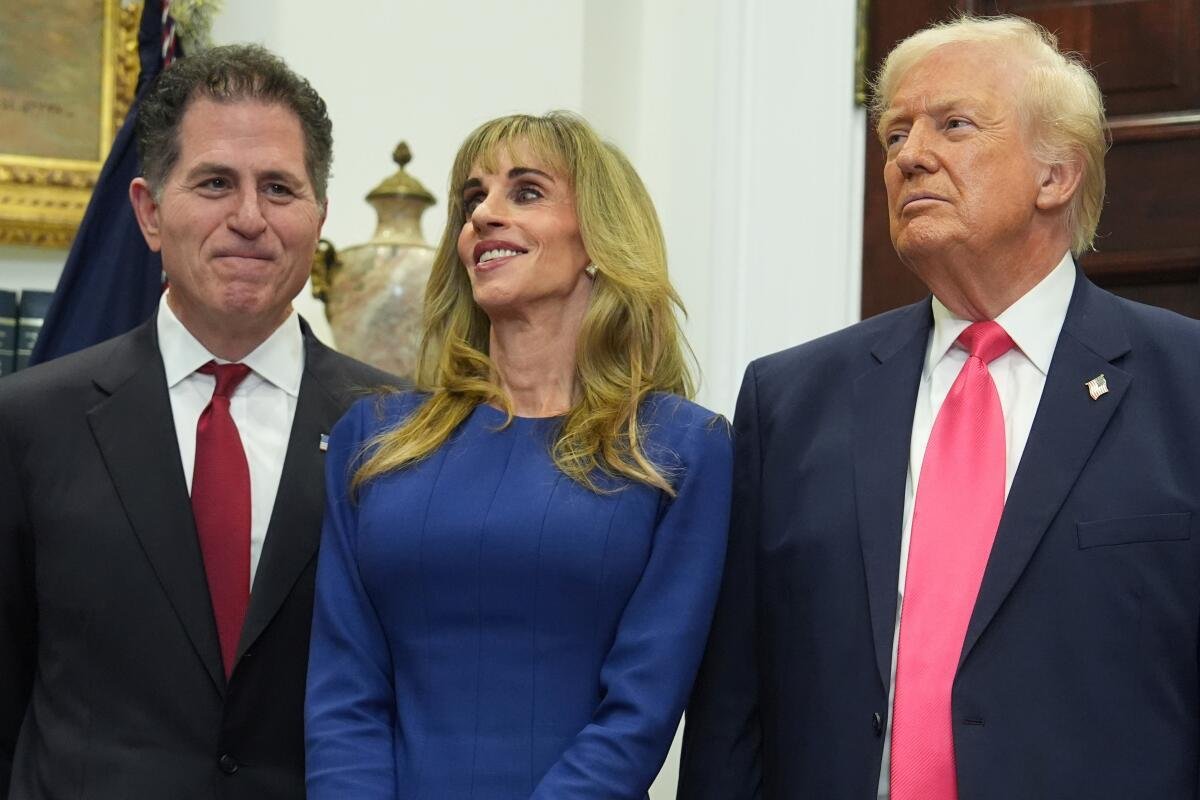 Susan Dell at the White House with Michael Dell and Donald Trump